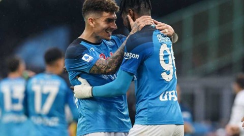 意甲巅峰之战那不勒斯力克国际米兰