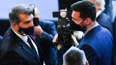 拉波尔塔重掌巴萨帅印深情告白梅西：诺坎普永远是你的家