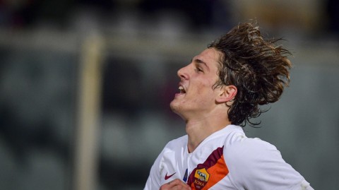 罗马新星的十字路口：扎尼奥洛左膝重伤背后的蓝衣悲喜夜