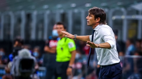 蓝黑军团峰回路转，孔蒂与国米在历史拱门下续写前缘