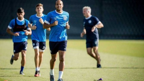 欧冠资格赛烽烟起 根特与维也纳快速上演狭路相逢勇者胜