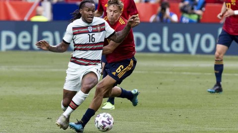 热身赛·伊比利亚德比：西班牙葡萄牙互交白卷，莫拉塔憾失绝杀成最遗憾背影