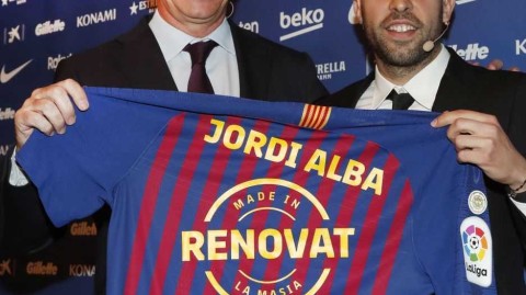 巴萨防线支柱阿尔巴新冠检测呈阳性 球队面临严峻挑战