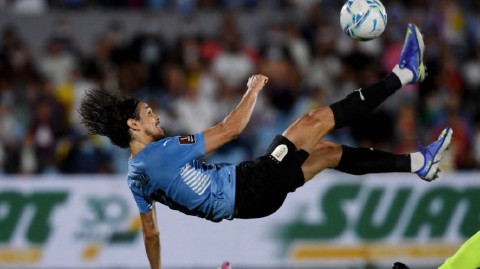 蓝白军团的并肩传奇 卡瓦尼与苏亚雷斯的国家队荣光之旅