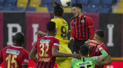 安卡拉烈日下的激烈对峙：根克勒比利吉战平费内巴切