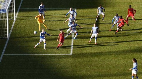 柏林奥林匹克球场的蓝色风暴：柏林赫塔3-0完胜勒沃库森，保级路上的珍贵三分