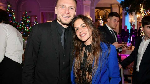 拉齐奥圣诞晚宴光影记：华服下的欢笑与暗涌的波澜