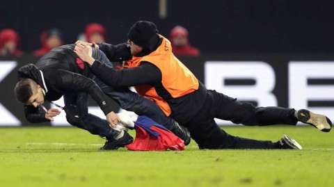 德意志青春风暴席卷莱比锡 意外“闯入者”成友谊赛另类风景