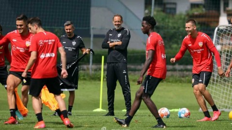 斯图加特盛夏起航：新援亮相训练营，蓄力新赛季德甲征程