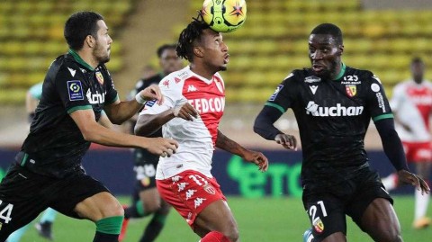 摩纳哥主场爆冷惨败，朗斯用三球演绎升班马奇迹