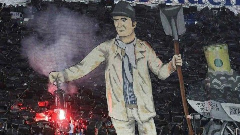 最后一道矿灯熄灭，鲁尔矿工精神永存：沙尔克04的深情告别