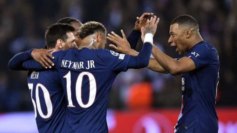 欧冠盛宴：巴黎狂胜海法，梅西姆巴佩双星闪耀王子公园