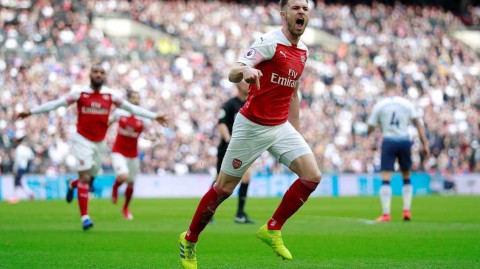 北伦敦德比激情碰撞 拉姆塞凯恩各建功劳 奥巴梅扬失点托雷拉染红