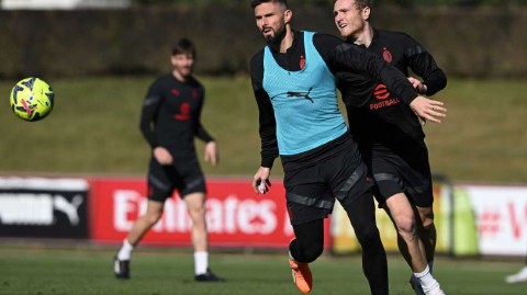 红黑军团训练场上的冲锋号角