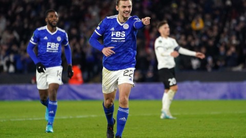 蓝狐欧联咆哮擒北欧雄狮 四球闪耀皇权球场