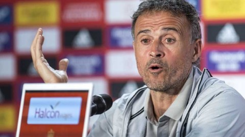 斗牛士军团亮剑欧国联 恩里克发布会定军心