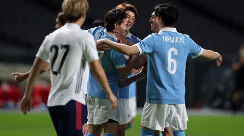 蓝衣武士的传承与挑战：日本国家队三球完胜国奥，东京奥运前的最强洗礼