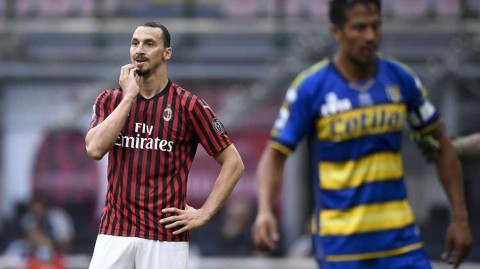 王者归来的百场印记：伊布与红黑军团的那些震撼瞬间