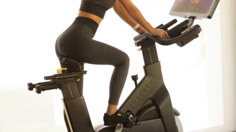 梅西妻子安东内拉晒运动美拍，紧致线条展露健康风采