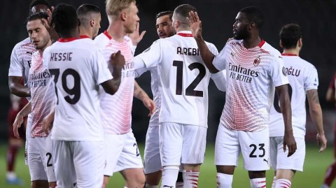 红黑军团都灵城下缔造辉煌盛宴 雷比奇闪耀演帽子戏法