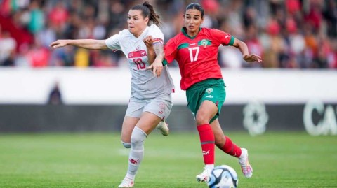 绿茵交锋握手言和 玫瑰之战绽放温特图尔