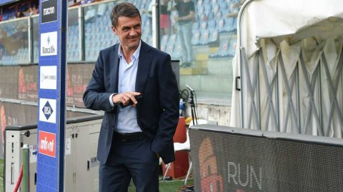 红黑传奇的新篇章：马尔蒂尼荣膺2021年度最佳经理人