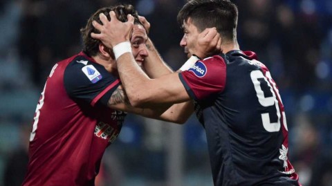 撒丁岛的回响：卡利亚里众将与俱乐部共渡时艰，放弃四月薪水