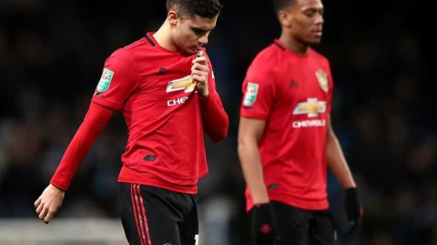 悲情英雄马蒂奇！曼联客场取胜仍出局，弗格森目睹红魔悲喜一夜