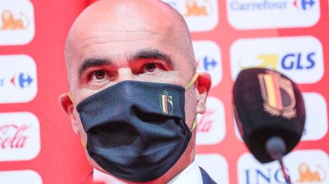 欧洲红魔放眼未来，马丁内斯出席发布会谈续约与疫情挑战