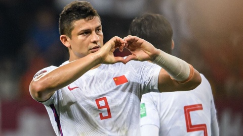 诺坎普的惨胜——亚马尔制胜点球后伤退，巴萨8连胜9分领跑剑指卫冕