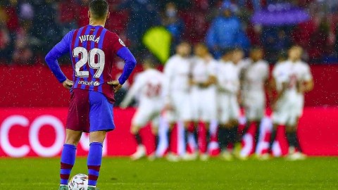 巴萨客场激战塞维利亚，登贝莱关键助攻助球队带走一分