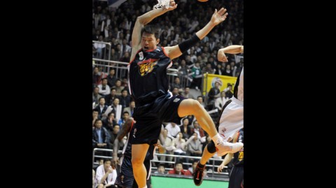 零八至零九赛季总决赛第三场新疆主场力克广东