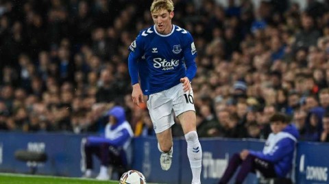 纽卡斯尔联重磅签约新星安东尼戈登