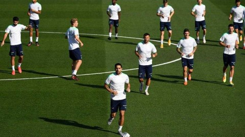 瑞士军刀磨刃伊比利亚：高原战士马德里备战欧国联硬仗