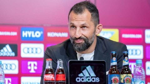 拜仁续约总监续写红白情缘至二零二六