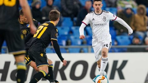 欧联杯巴塞尔大胜晋级 弗雷点射定格总分四比零