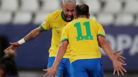 桑巴军团狂舞美洲杯：内马尔引领巴西四球大胜秘鲁豪取两连胜