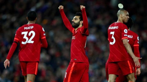 利物浦双红会大捷安菲尔德之夜红军四球狂胜曼联登顶