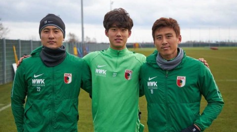 德甲赛场上的韩国力量，奥格斯堡的温暖团聚