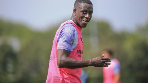 蓝月亮的备战脉搏：重启赛季前的最后冲刺