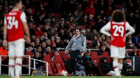 枪手主场落败，日本中场闪耀：欧联杯阿森纳惨遭法兰克福逆转