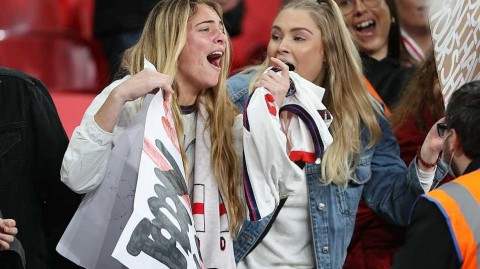 温布利的夜，一件球衣与一个难忘的夜晚