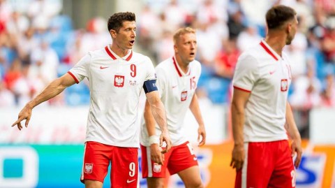 波兰两度落后绝平冰岛 欧洲杯前最后热身惊魂