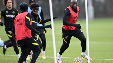 蓝军曙光复训迎转机 关键球员归队战英超