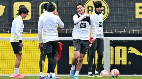 多特蒙德备战纪实：训练场上的汗水与希望