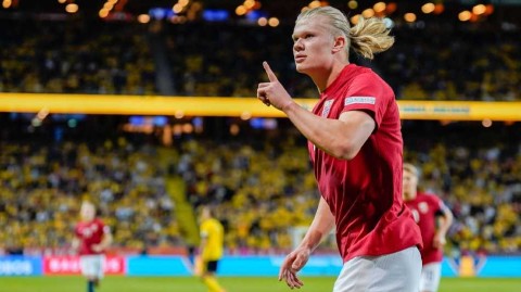 北欧德比烽烟再起 哈兰德双子星闪耀瑞典夜空