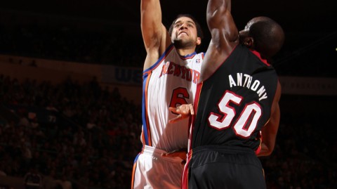 詹姆斯季后赛风采与尼克斯激战正酣