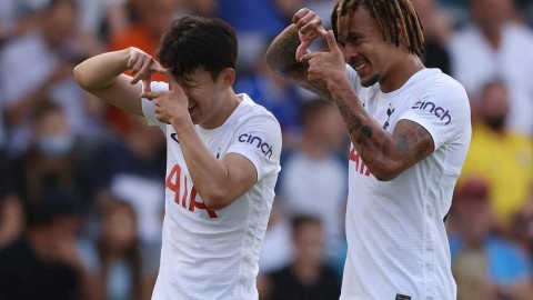 孙兴慜闪耀全场独造三球 热刺季前热身赛轻取科联