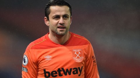 西汉姆联功勋门神续约一年 法比安斯基坚守至2022