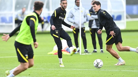 蓝军备战联赛杯：科巴姆基地的伤兵满营与回归曙光